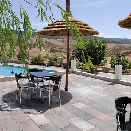 Tamanoucht Hotel Ifrane  Exterior foto