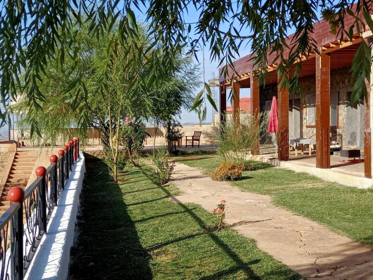 Tamanoucht Hotel Ifrane  Exterior foto